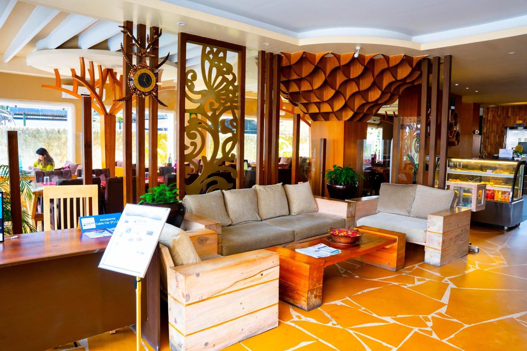 Teeka Resort Suites & Spa Pokhara Exterior foto