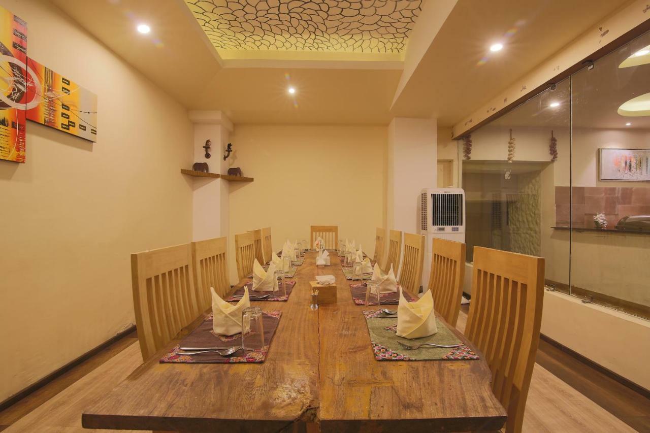 Teeka Resort Suites & Spa Pokhara Exterior foto