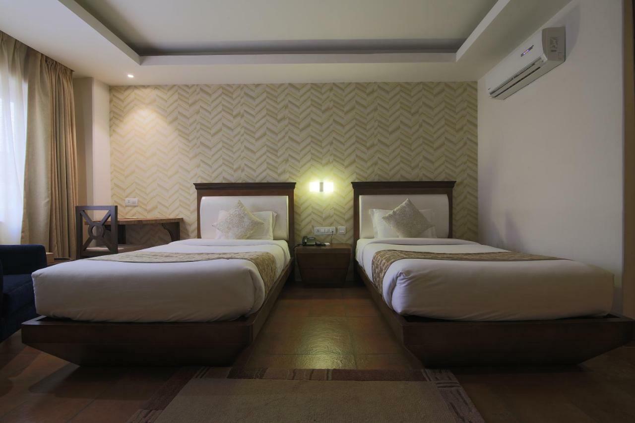 Teeka Resort Suites & Spa Pokhara Exterior foto
