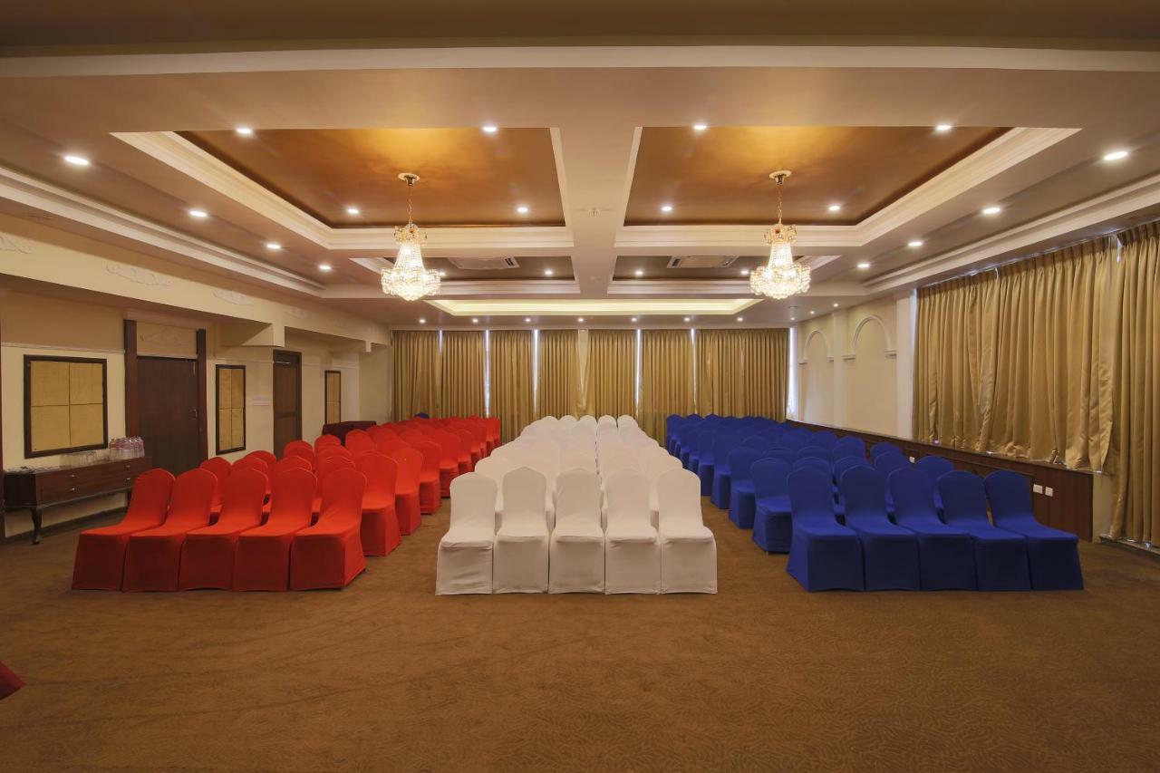 Teeka Resort Suites & Spa Pokhara Exterior foto